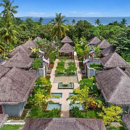 Furaveri Island Resort And Spa Muravandhoo Extérieur photo